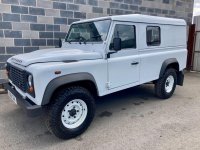 LAND ROVER DEFENDER 110