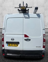 NISSAN NV400